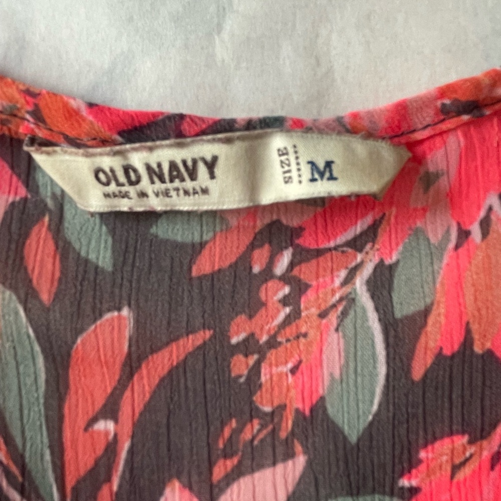 Pink Ruched Flutter Sleeve Top - Picture 2 of 2